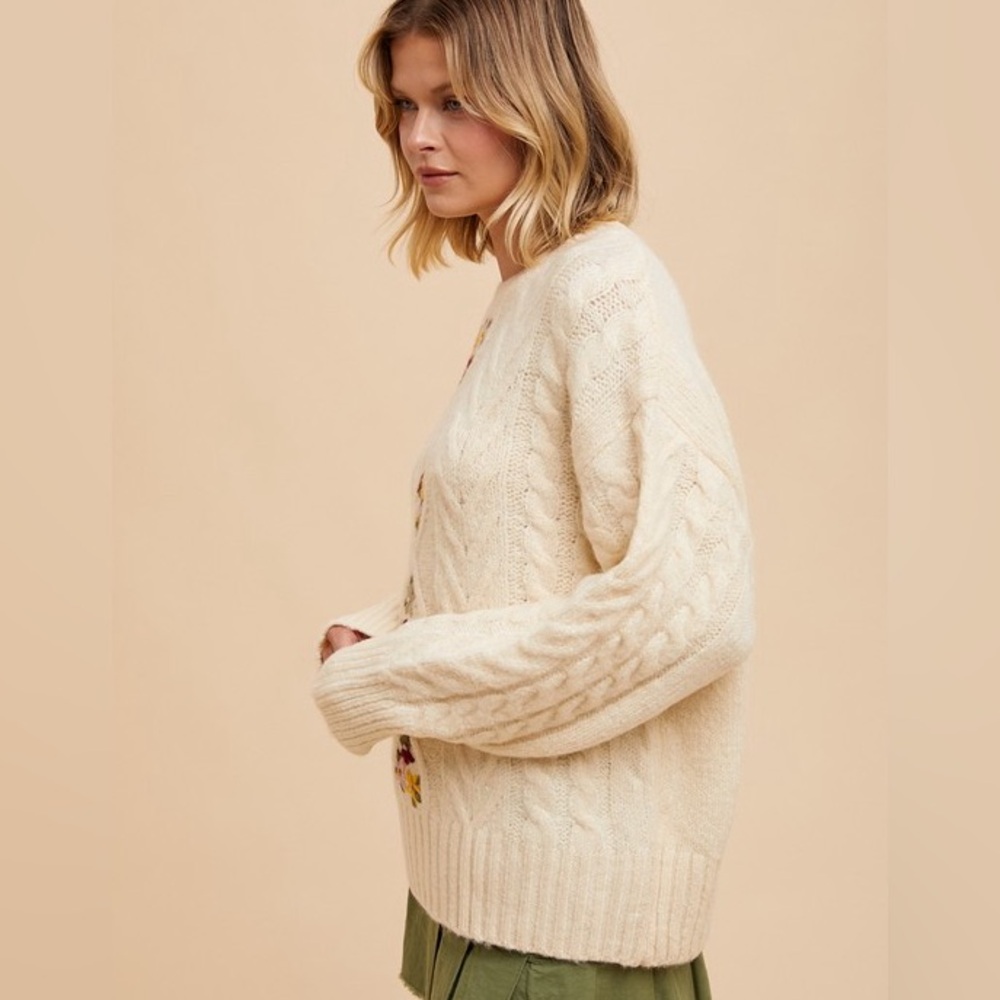 New Floral Embroidered Vanilla Cream Sweater - Picture 4 of 13